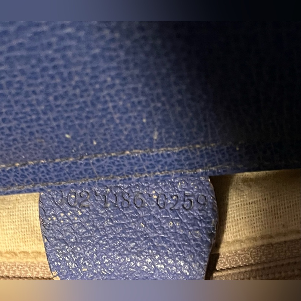 Gucci Diana Suede/Leather Handbag - Picture 9 of 14